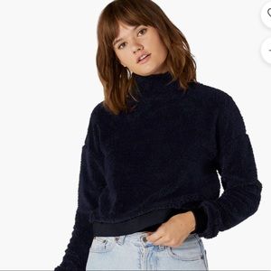 Beyond Yoga All Time Cropped Pullover